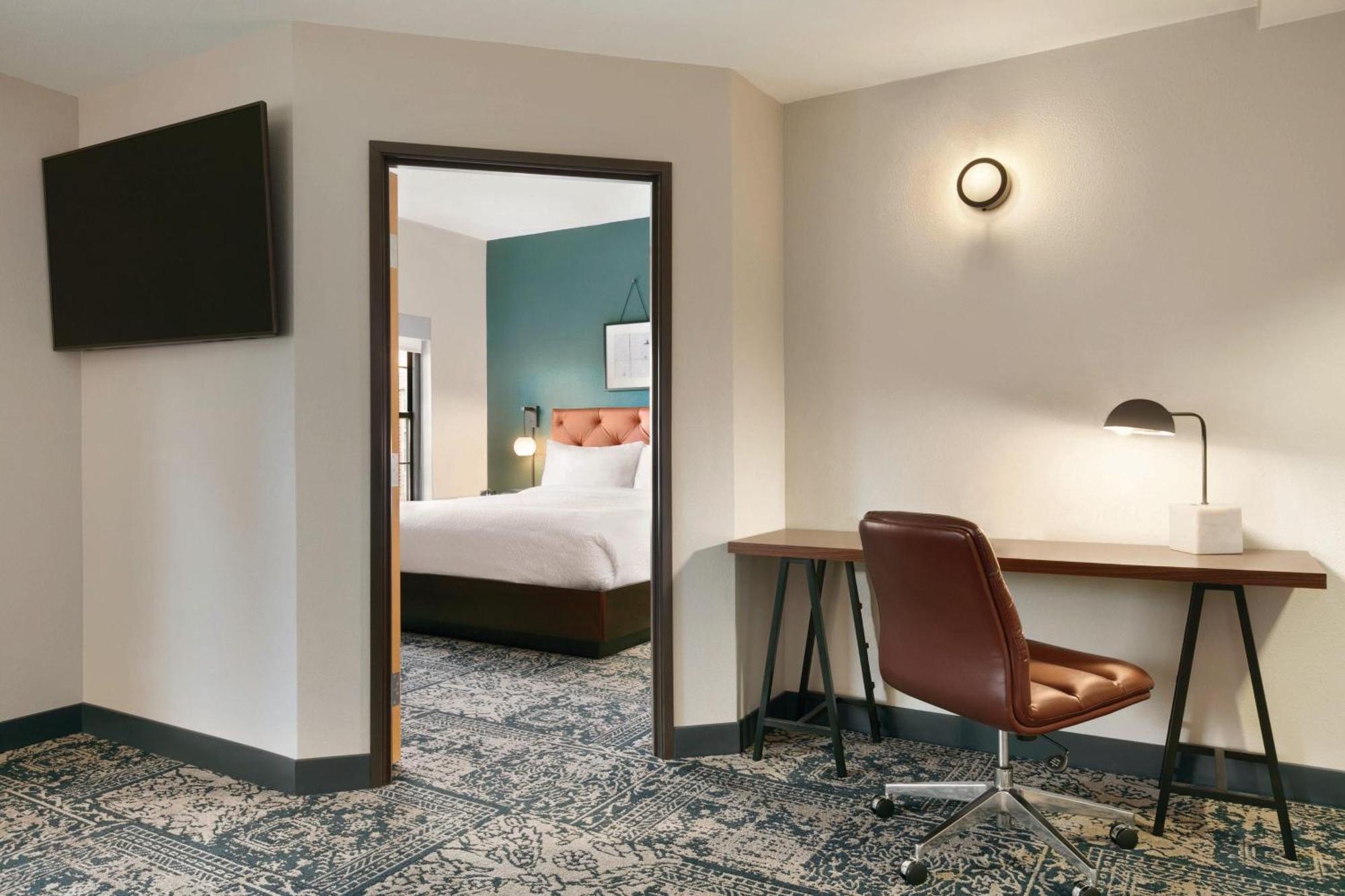 Four Points By Sheraton Raleigh Arena Экстерьер фото