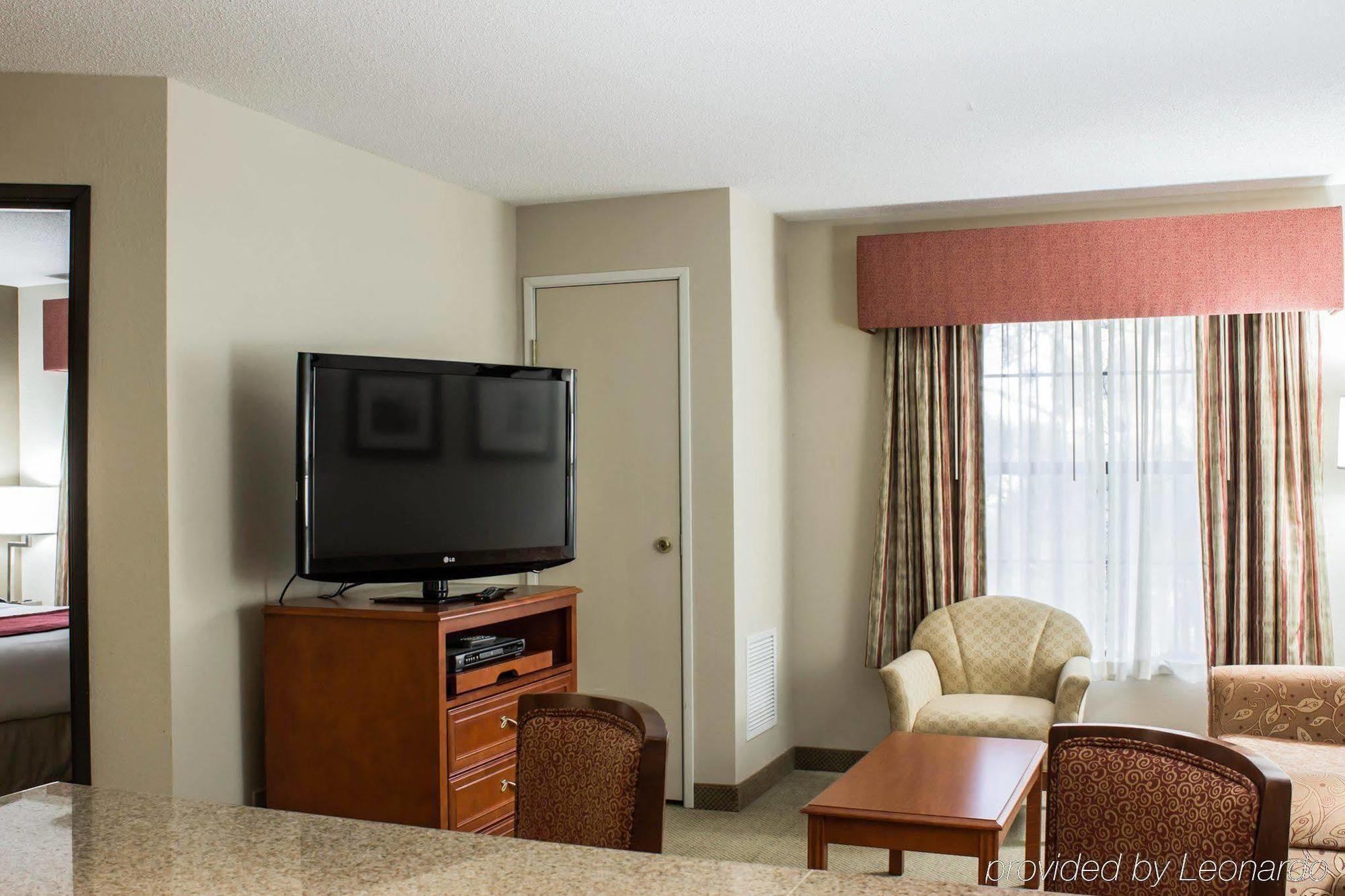 Four Points By Sheraton Raleigh Arena Экстерьер фото