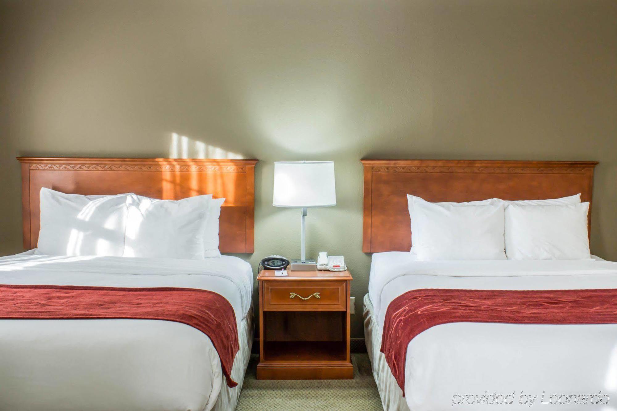 Four Points By Sheraton Raleigh Arena Экстерьер фото